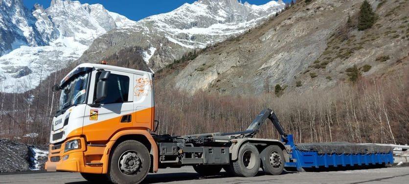 Camion Ampliroll TRANS MIS et bennes amovibles (photo 11)