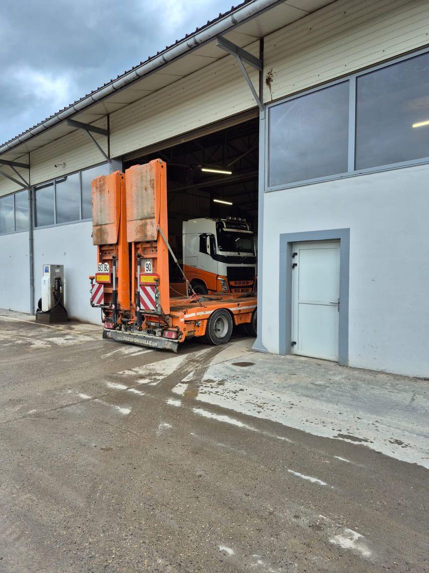 Atelier poids lourds intégré assurant l’entretien de la flotte TRANS MIS (photo 4)
