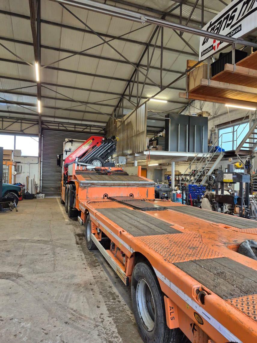 Atelier poids lourds intégré assurant l’entretien de la flotte TRANS MIS (photo 5)