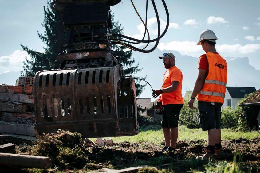 Engin de chantier TRANS MIS loué avec chauffeur (photo 4)